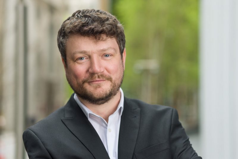 Sportscover-Insurance---Corporate-Headshot-Photography-by-Brighton-Photographer-Emma-Bailey3