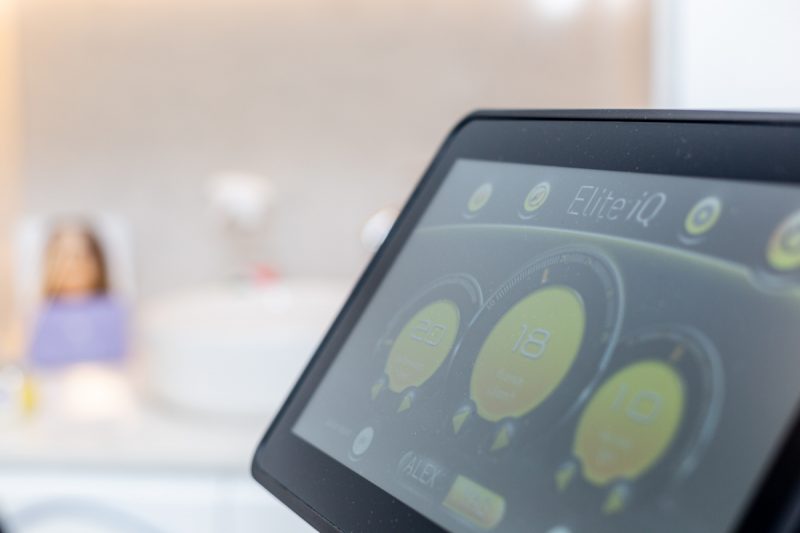 Therapie-Corporate-Business-Professional-Headshots-and property-photography-by-Brighton-Portrait-Photographer-Emma-Bailey