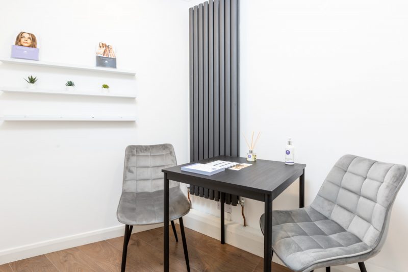 Therapie-Corporate-Business-Professional-Headshots-and property-photography-by-Brighton-Portrait-Photographer-Emma-Bailey